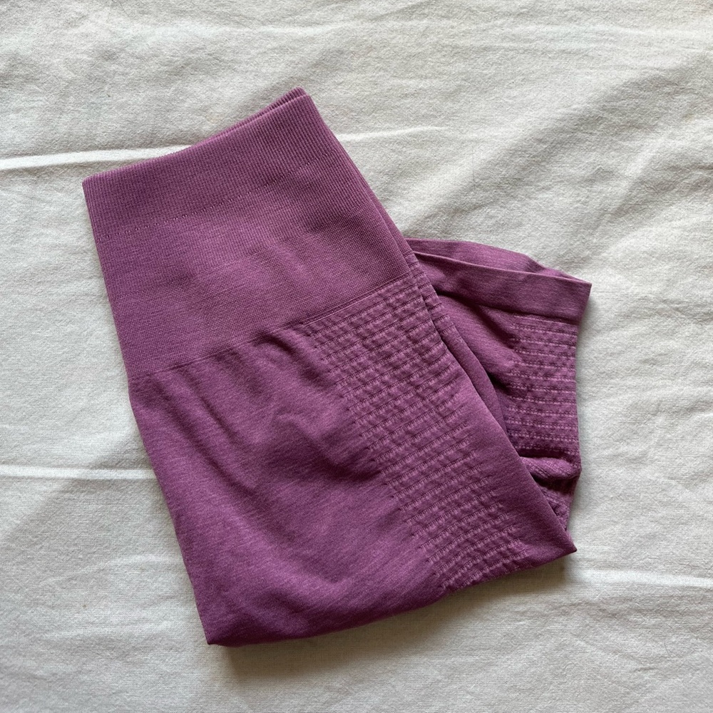 Alphalete biker shorts size small mauve
